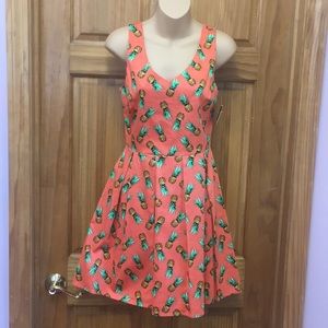 Brand new with tags Ixia pineapple summer dress